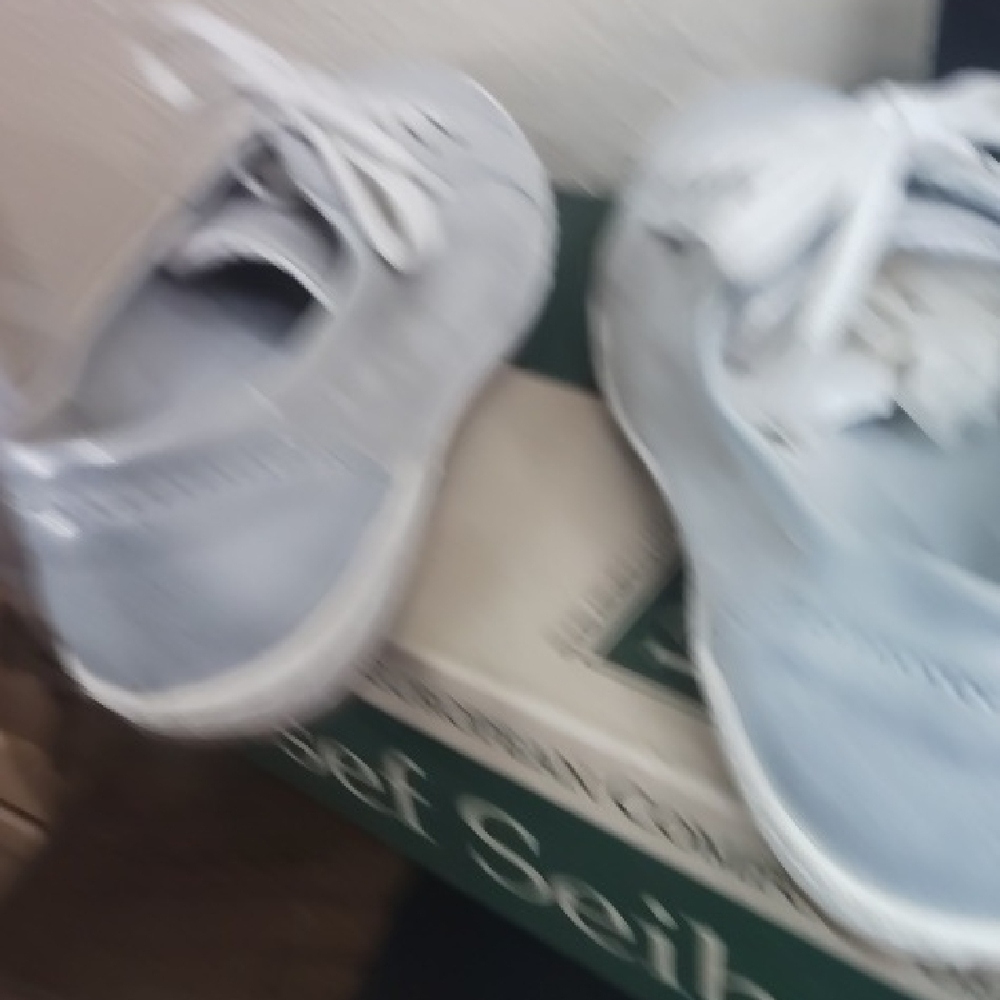 9. NWT SIZE 6/7 Josef Seibel Women's White and Gray Sneakers - Picture 5 of 5